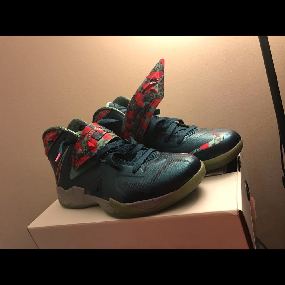LeBron Soldier 7